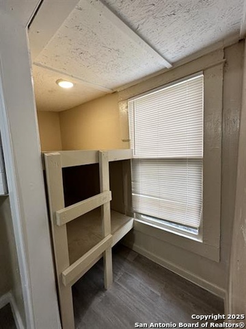 Image 6 of 10 For 314 Nueces  C