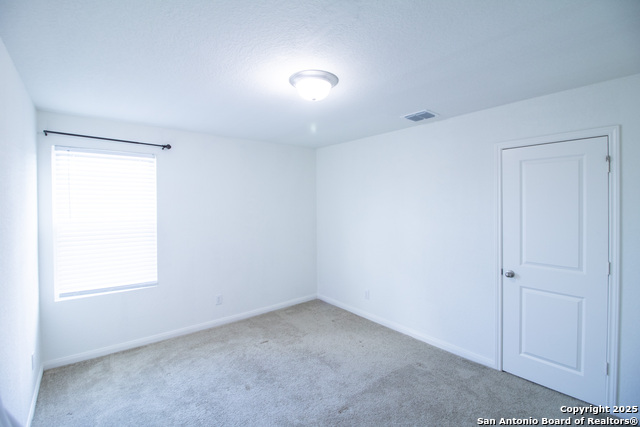 Image 17 of 33 For 13514 Flower Pond