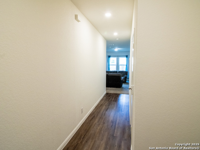 Image 19 of 33 For 13514 Flower Pond