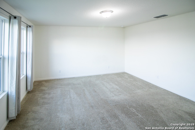 Image 22 of 33 For 13514 Flower Pond