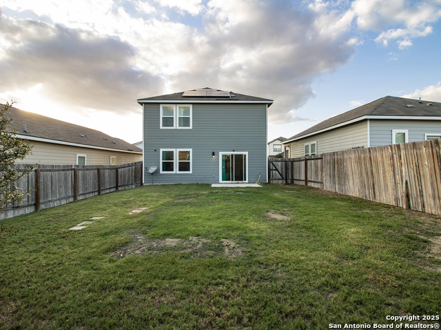 Image 26 of 33 For 13514 Flower Pond