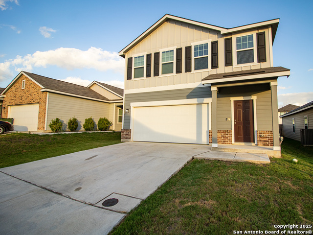 Image 3 of 33 For 13514 Flower Pond