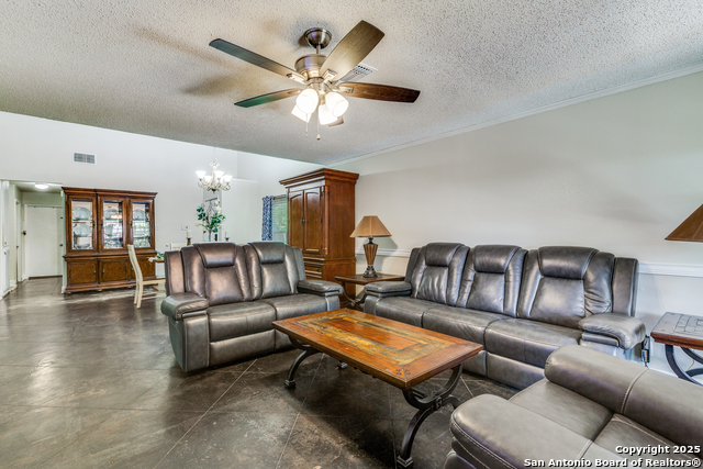 Image 4 of 25 For 10630 Horn Blvd