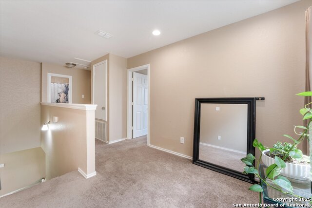 Image 17 of 29 For 9922 Amber Ledge