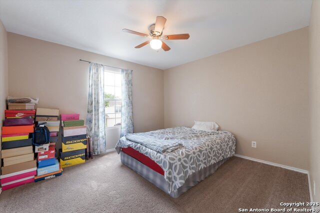 Image 18 of 29 For 9922 Amber Ledge