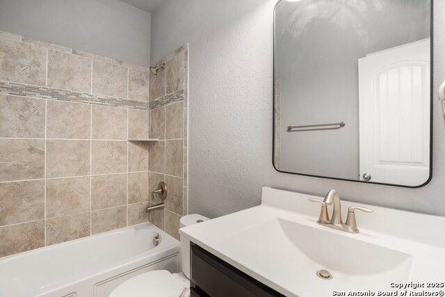 Listing photo id 19 for 1711 Ayleth Ave.
