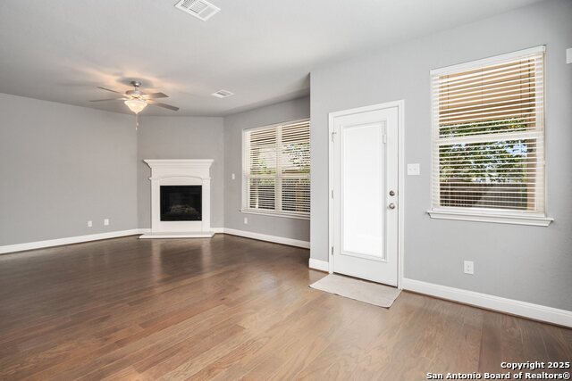 Listing photo id 1 for 1711 Ayleth Ave.
