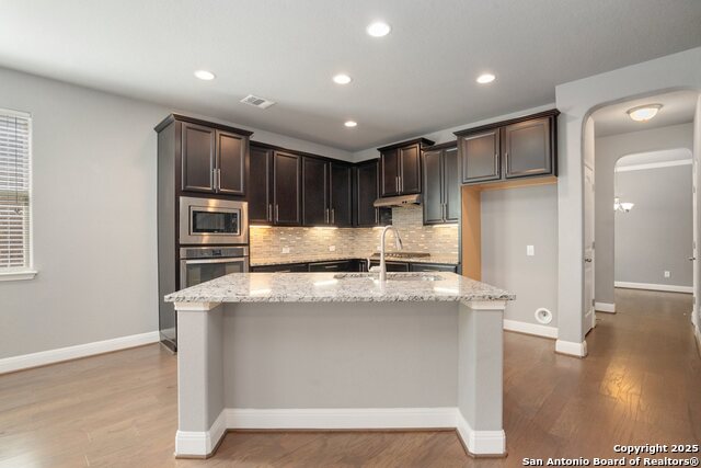 Listing photo id 5 for 1711 Ayleth Ave.