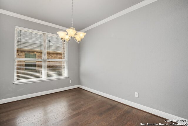 Listing photo id 7 for 1711 Ayleth Ave.