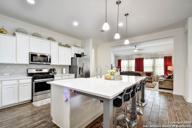 Image 11 of 28 For 13410 Ironhill Trace