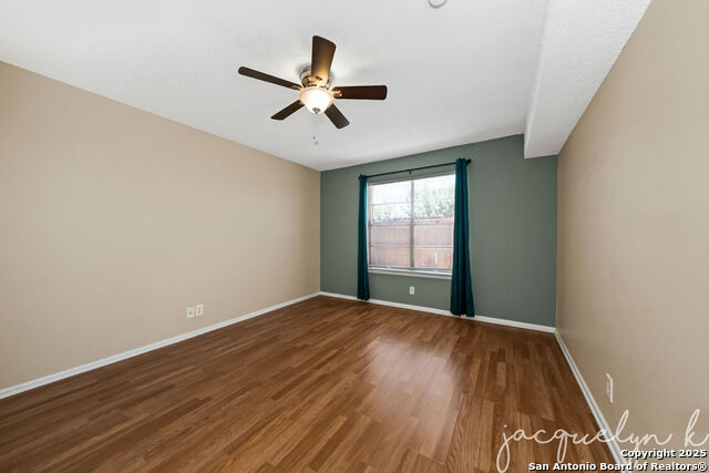 Image 12 of 28 For 923 Vance Jackson  1207