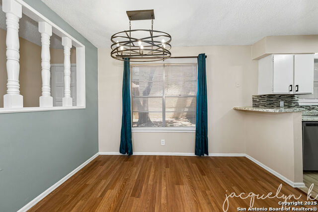 Image 16 of 28 For 923 Vance Jackson  1207