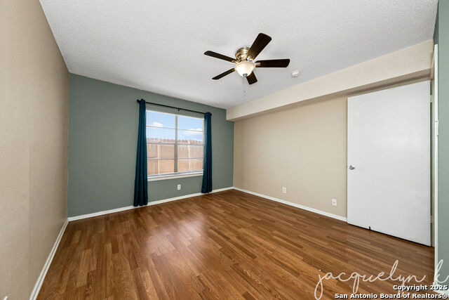 Image 6 of 28 For 923 Vance Jackson  1207