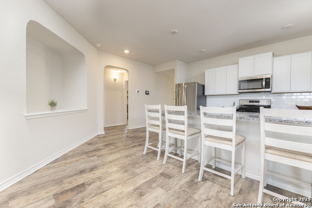 Image 14 of 36 For 13007 Minuet Sway