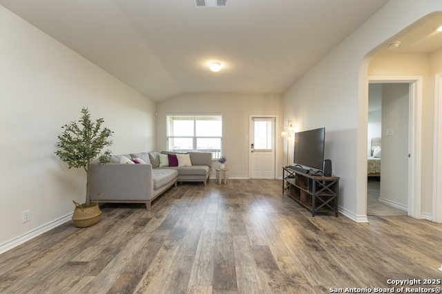 Image 5 of 36 For 13007 Minuet Sway