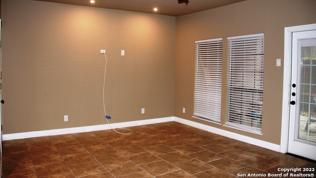 Image 3 of 8 For 8655 Datapoint 309