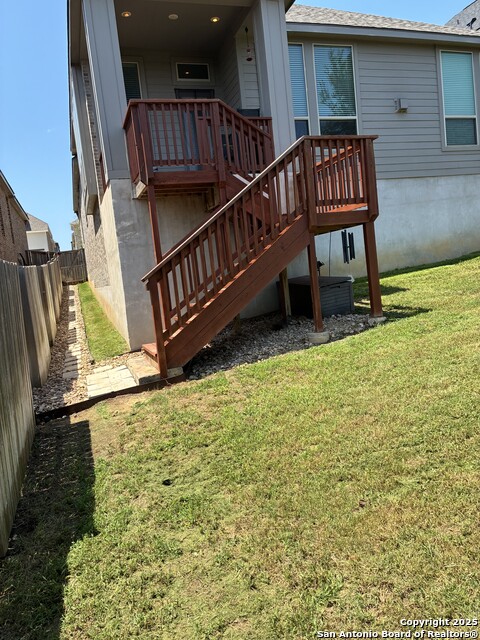 Image 24 of 29 For 244 Heartleaf