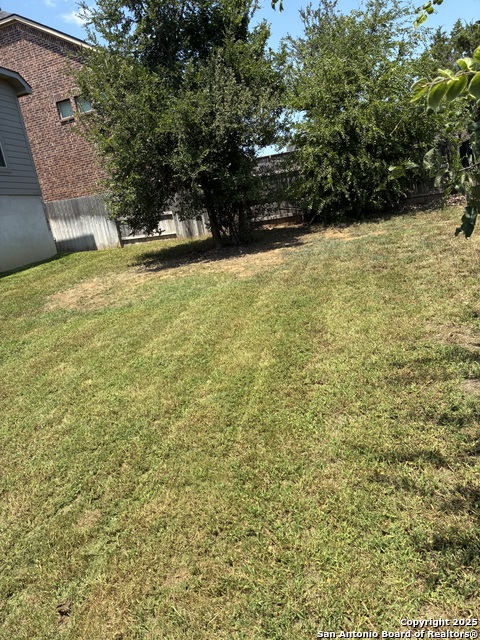 Image 26 of 29 For 244 Heartleaf