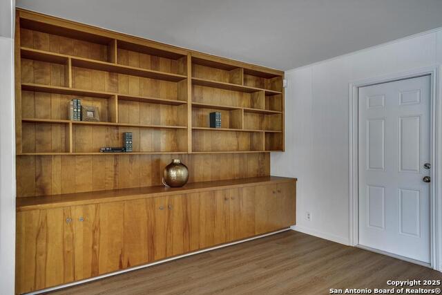 Image 8 of 37 For 1815 Edgehill Dr