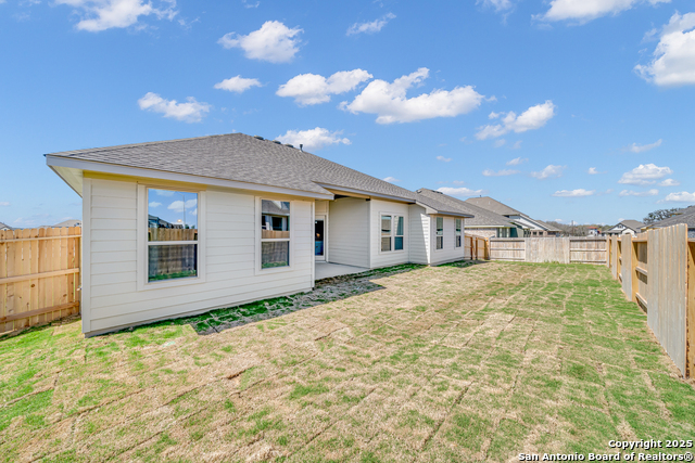 Listing photo id 1 for 105 Dryden Hills