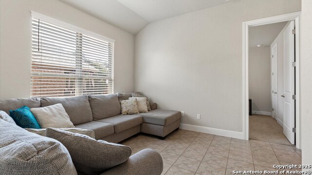 Image 22 of 28 For 270 Lilly Bluff