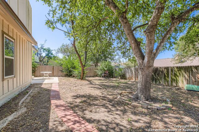 Listing photo id 20 for 5635 Timber Star