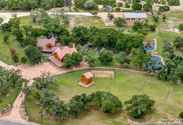 Details for 700-700b Ledge Rock Road, Wimberley, TX 78676