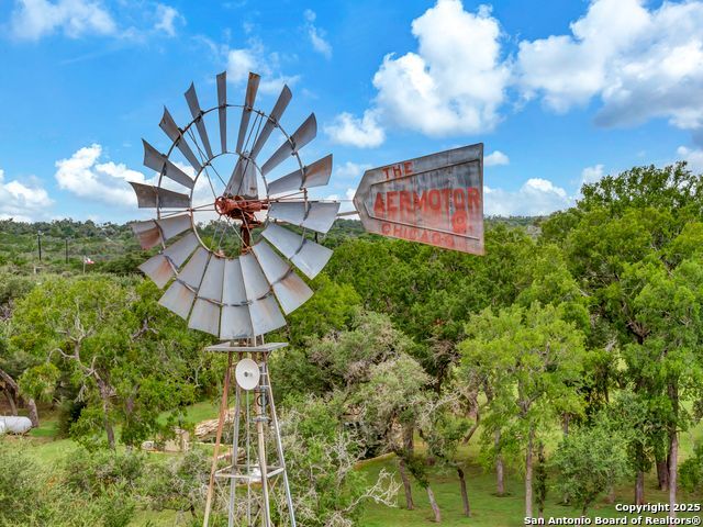 Listing photo id 17 for 700-700b Ledge Rock Road