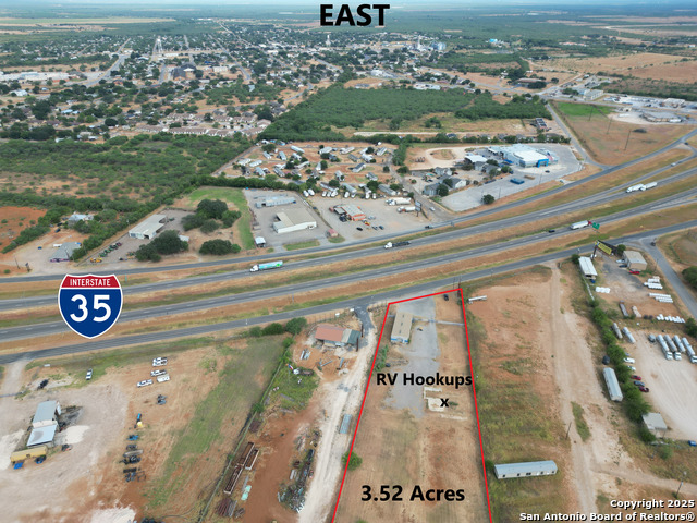 Details for 16776 Ih 35 S, Dilley, TX 78017