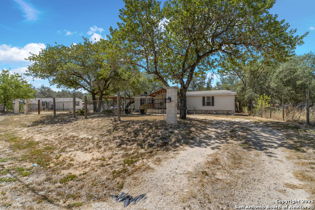 Image 3 of 29 For 4518 Waterline Rd