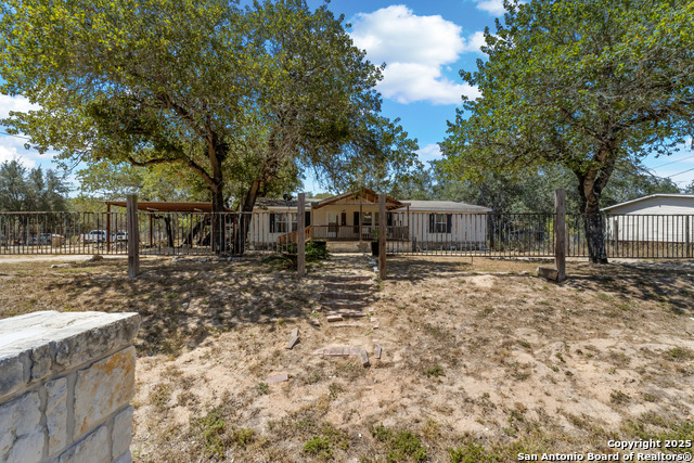 Image 4 of 29 For 4518 Waterline Rd