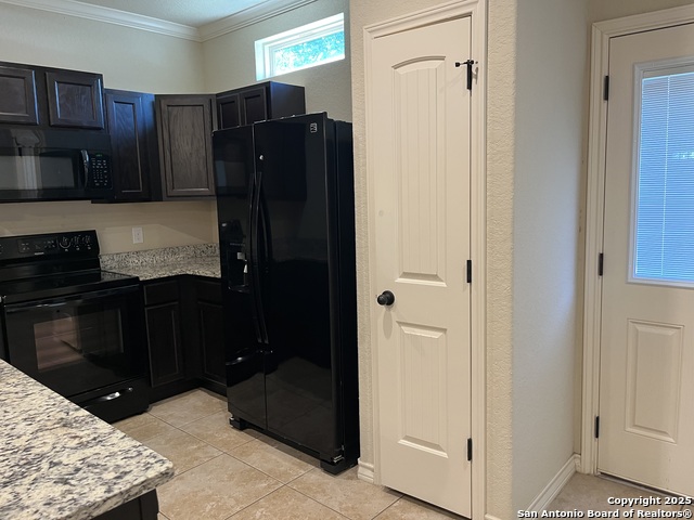 Image 10 of 26 For 6854 Lakeview Dr.  102