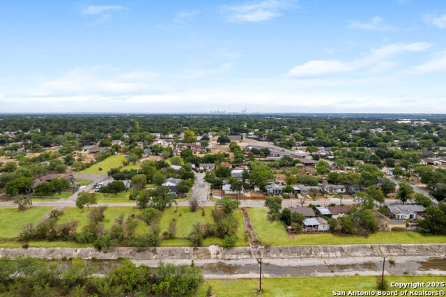 Details for 526 Ansley St E, San Antonio, TX 78221