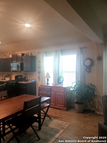 Image 6 of 16 For 2206 Marbach Woods