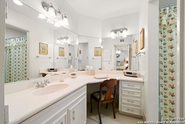Image 14 of 19 For 8033 New Braunfels N 300e