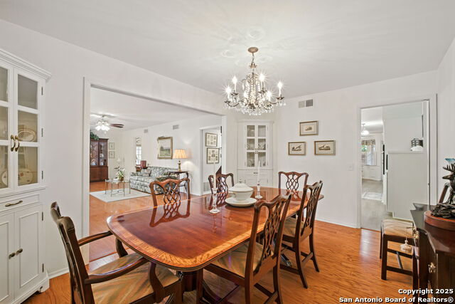Image 5 of 19 For 8033 New Braunfels N 300e