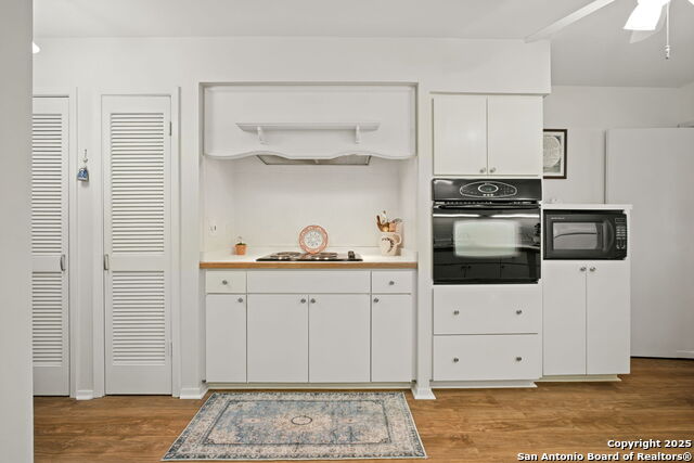 Image 9 of 19 For 8033 New Braunfels N 300e