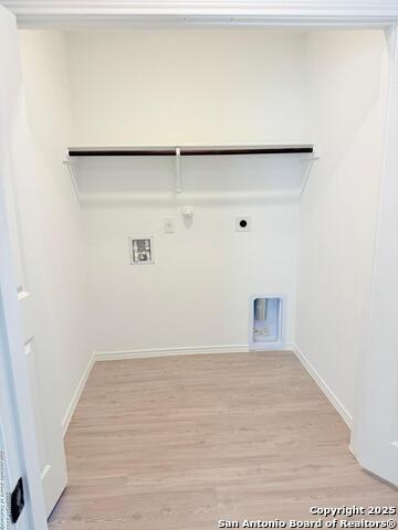 Image 10 of 19 For 8546 Astral Place