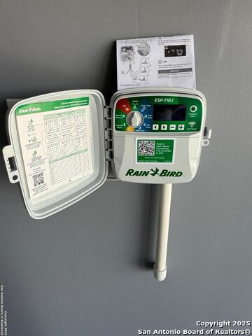 Image 14 of 19 For 8546 Astral Place