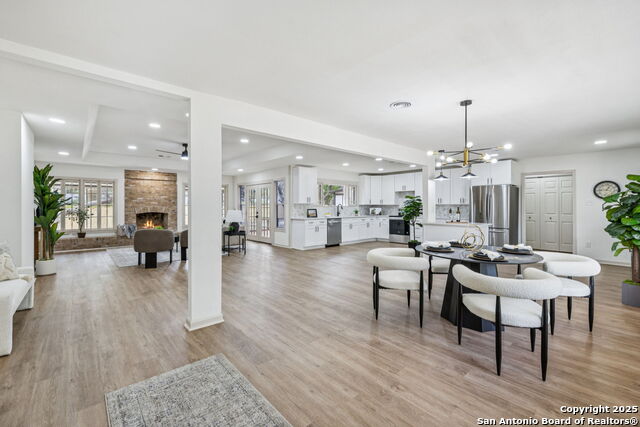 Listing photo id 11 for 320 El Portal