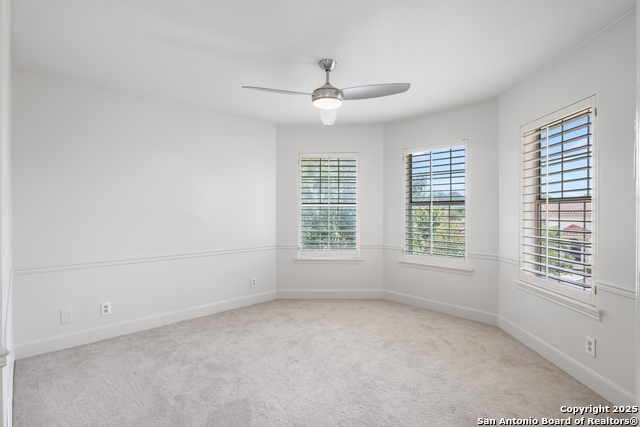 Image 37 of 45 For 7 Vineyard Dr