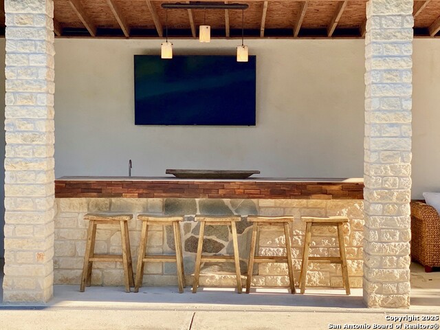 Listing photo id 16 for 512 County Rd 348  Aka River