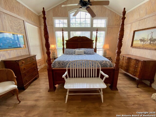 Listing photo id 22 for 512 County Rd 348  Aka River