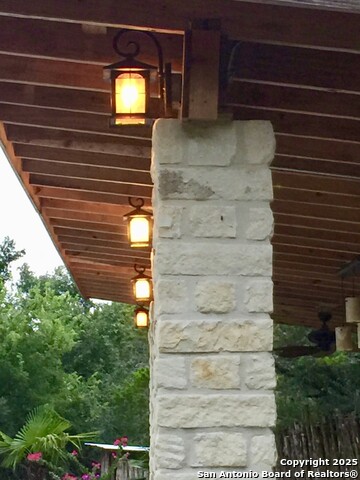 Listing photo id 3 for 512 County Rd 348  Aka River