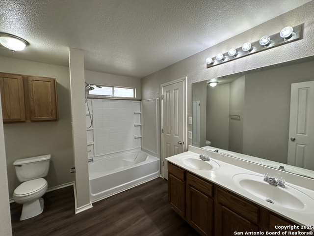 Image 14 of 22 For 193 Corral Fence