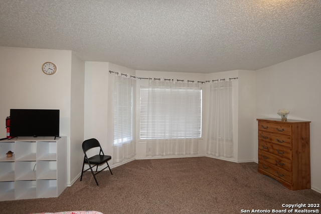 Listing photo id 14 for 14034 Emerald Creek