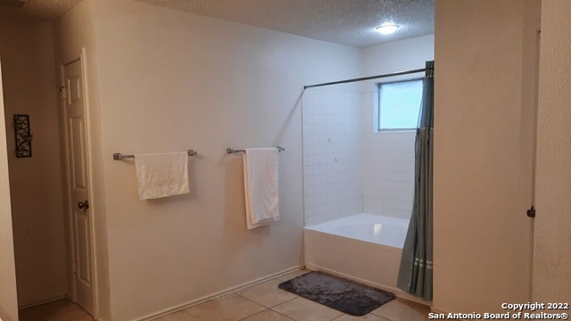 Listing photo id 17 for 14034 Emerald Creek