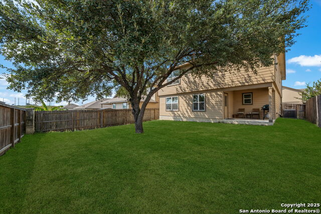 Listing photo id 21 for 11127 Creek Eagle