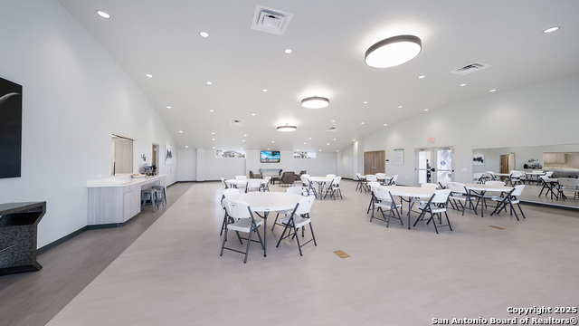 Image 41 of 76 For 5118 Blind Shot