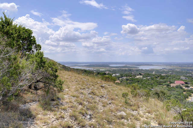 Image 2 of 13 For 1081 Eagle Point